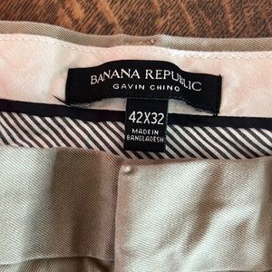 Banana Republic khaki for men. Brushed cotton - nice weight. Perfect condition.